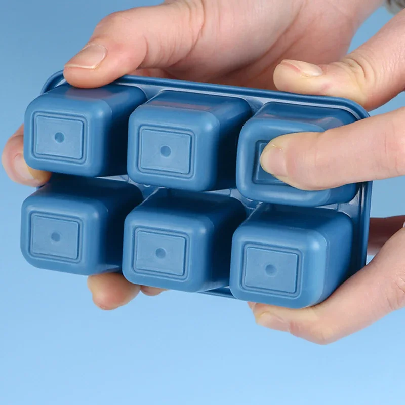 ถาดน้ำแข็งก้อนซิลิโคนที่มีฝาปิ - Freezer Tray Baby บทวิจารณ์และราคา